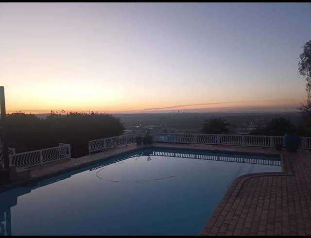 4 BEDROOM PROPERTY TO RENT IN SUNNYRIDGE